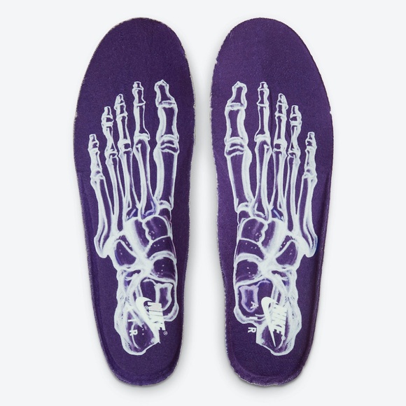 Nike Air Force 1 QS Halloween Purple Skeleton (2021) CU8067 500 - Picture 10 of 10